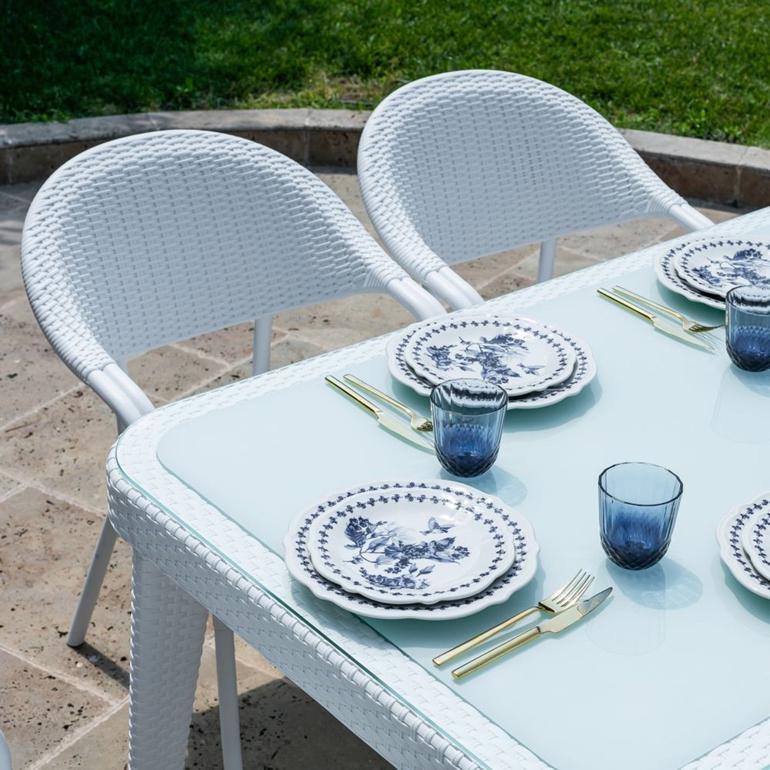 Flash-R rattan kollu sandalye beyaz