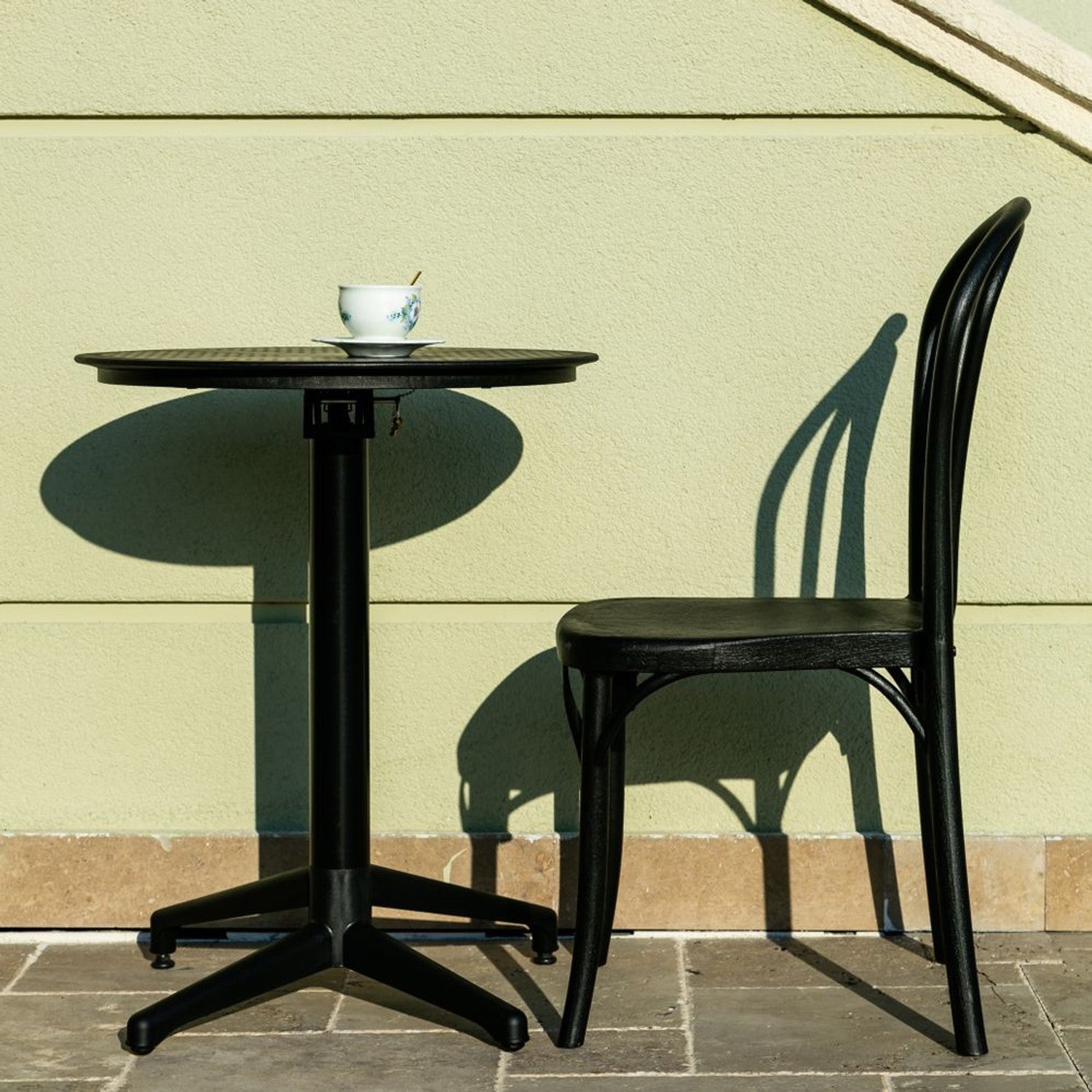 Tilia Sozo Polipropilen Sandalye